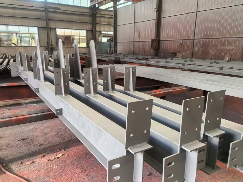 သံမဏိကိုယ်ထည်တည်ဆောက်ပုံကိုတပ်ဆင်ခြင်းစီမံကိန်းကိုအောင်မြင်စွာပြီးစီးခဲ့သည်