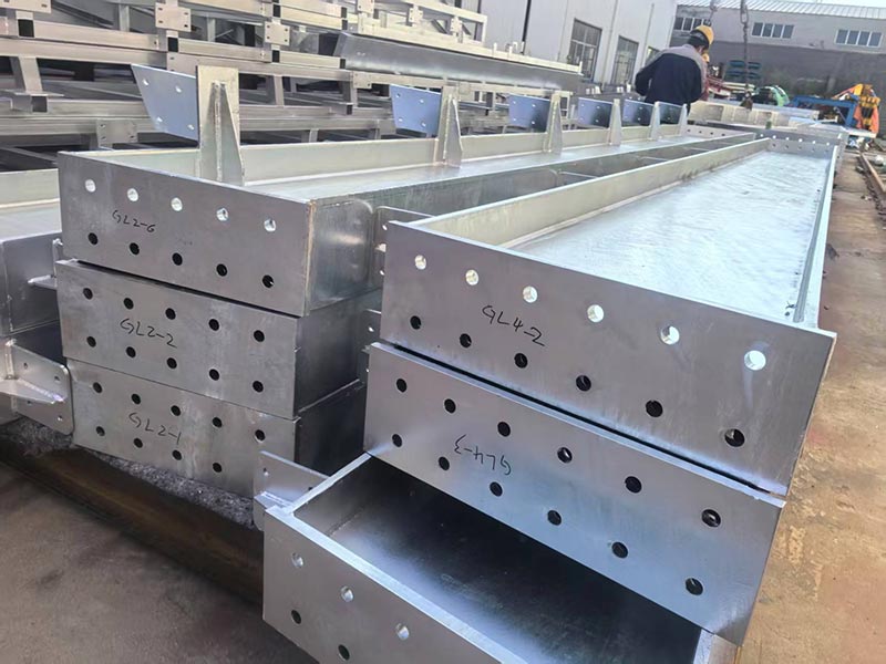 Congolese Warehouse Metal Components ကို Galvanizing ပြီးစီးခဲ့သည်။ ရေရှည်သံချေးကာကွယ်ခြင်းစနစ်တည်ဆောက်ခြင်း။